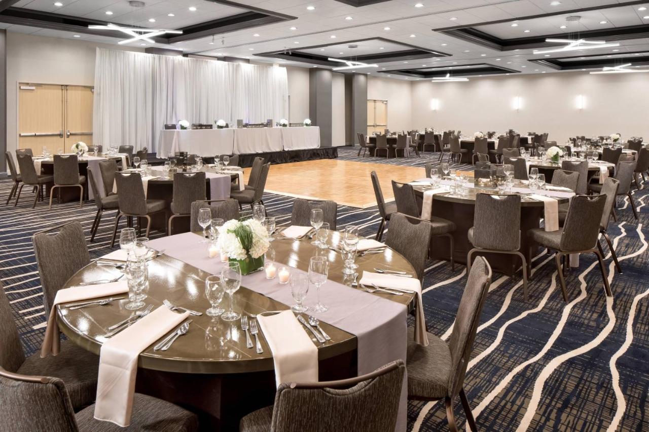 Delta Hotels By Marriott Minneapolis Northeast Ngoại thất bức ảnh