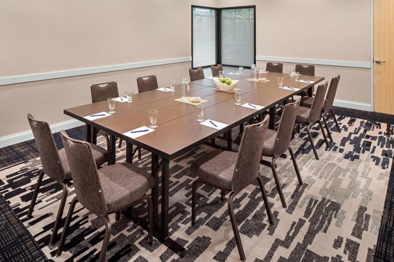 Delta Hotels By Marriott Minneapolis Northeast Ngoại thất bức ảnh