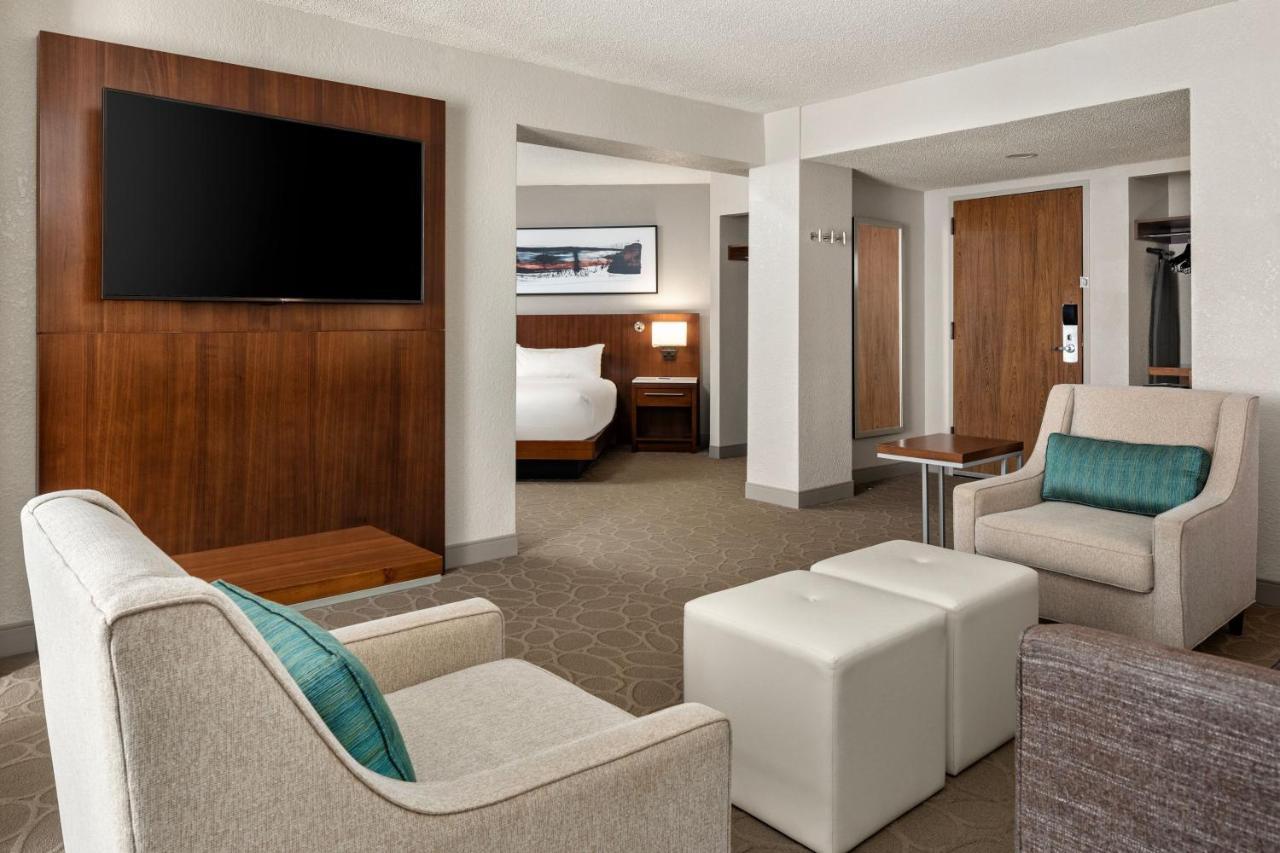 Delta Hotels By Marriott Minneapolis Northeast Ngoại thất bức ảnh