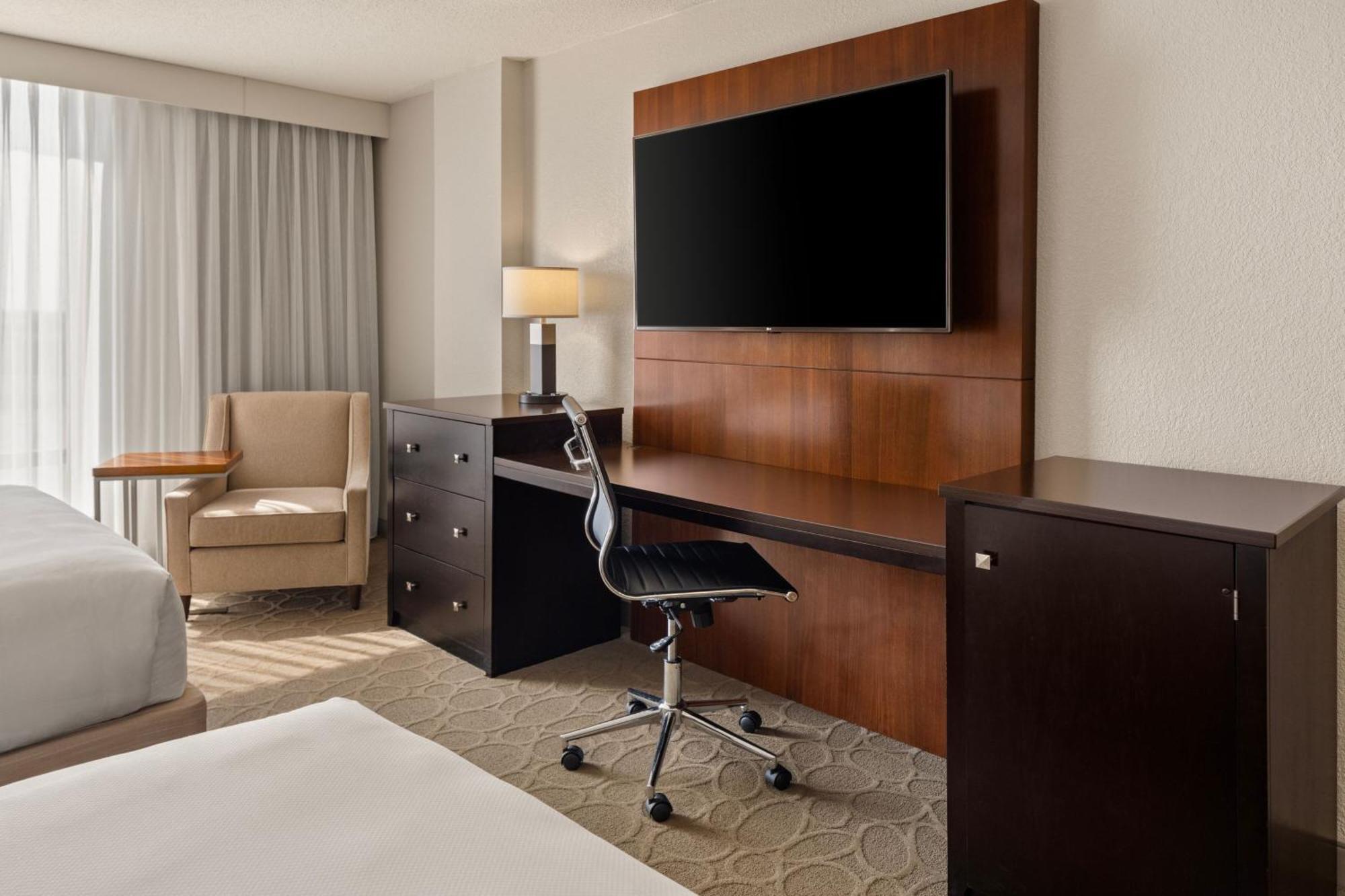 Delta Hotels By Marriott Minneapolis Northeast Ngoại thất bức ảnh