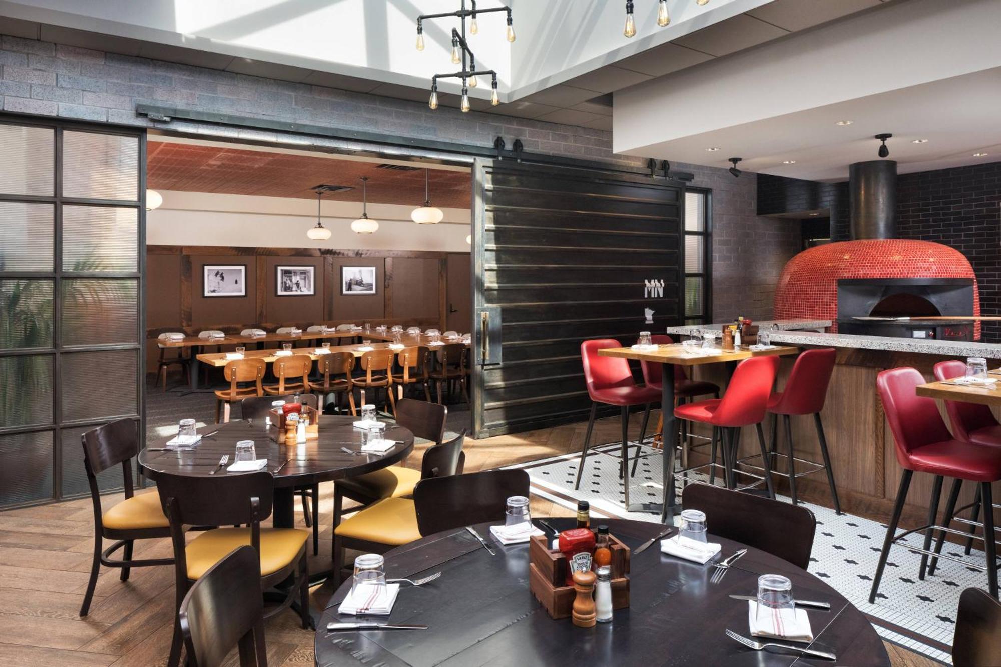 Delta Hotels By Marriott Minneapolis Northeast Ngoại thất bức ảnh